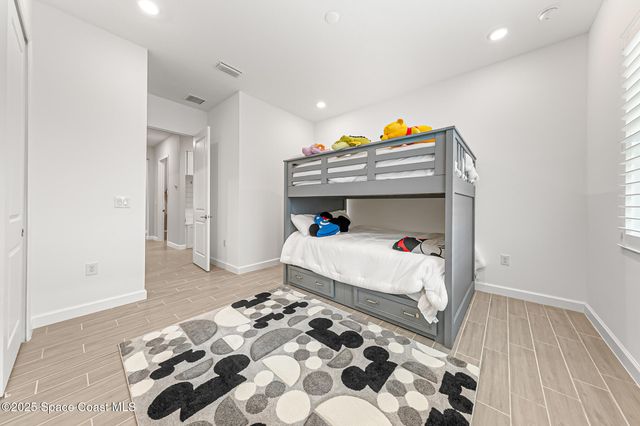 1393 Great Belt Circle, Melbourne, FL 32940