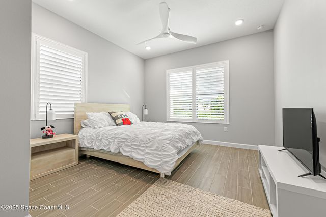 1393 Great Belt Circle, Melbourne, FL 32940