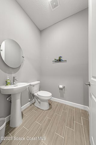 1393 Great Belt Circle, Melbourne, FL 32940