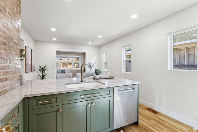 854 E WESTMINSTER AVE, Salt Lake City, UT 84105