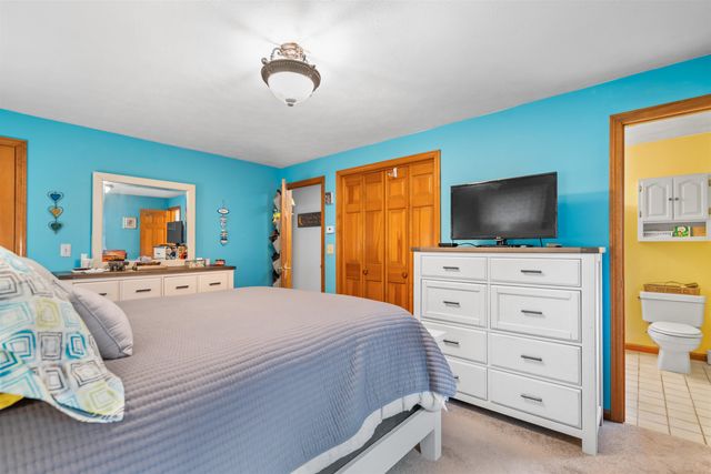 29 Golden Gate Drive, Hooksett, NH 03106