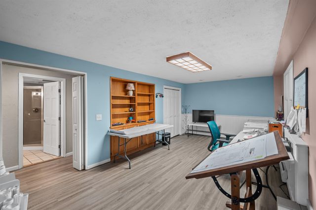 29 Golden Gate Drive, Hooksett, NH 03106