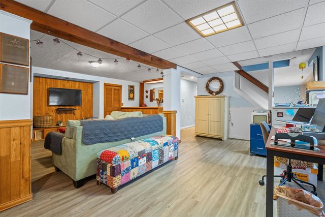 29 Golden Gate Drive, Hooksett, NH 03106