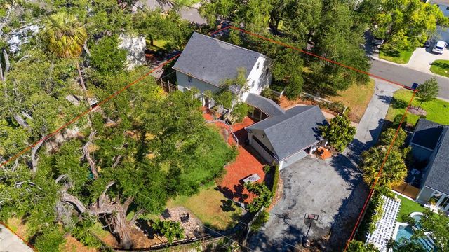 4412 W BROOKWOOD DRIVE, Tampa, FL 33629