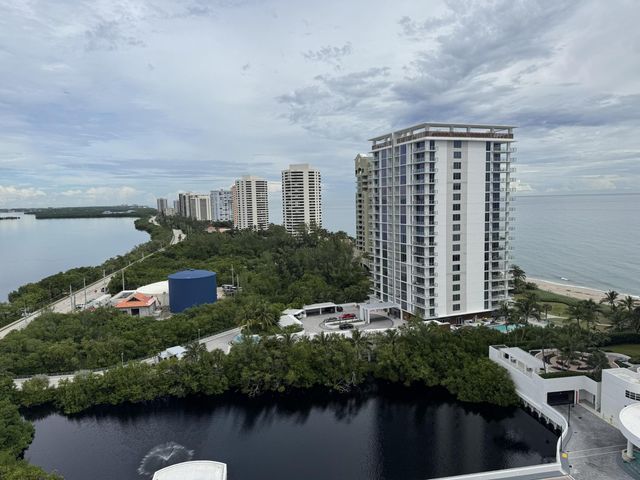 4200 N OCEAN Drive 2-1705, Singer Island, FL 33404