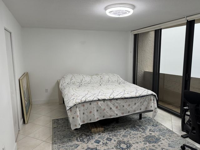 4200 N OCEAN Drive 2-1705, Singer Island, FL 33404