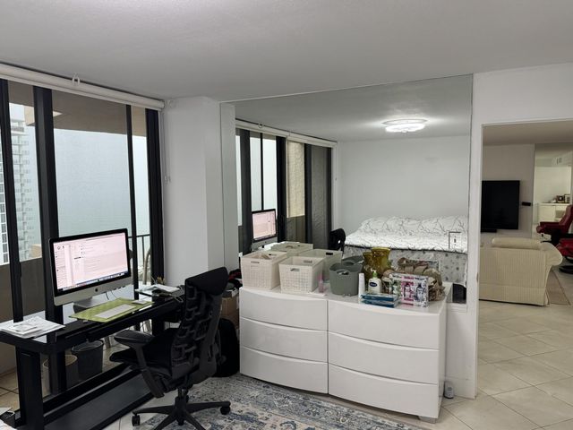 4200 N OCEAN Drive 2-1705, Singer Island, FL 33404
