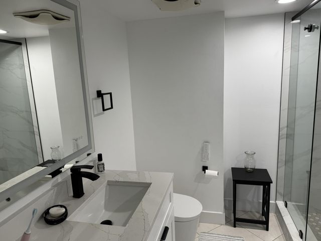 4200 N OCEAN Drive 2-1705, Singer Island, FL 33404