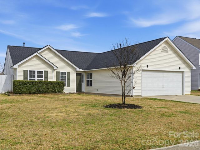 221 Glencroft Drive, Wingate, NC 28174