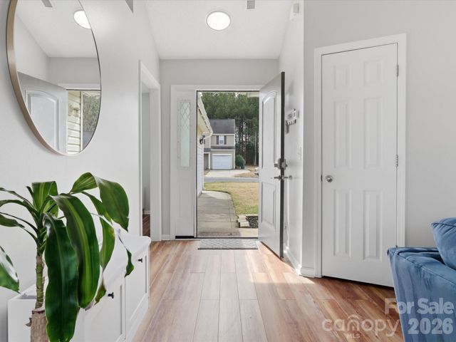 221 Glencroft Drive, Wingate, NC 28174