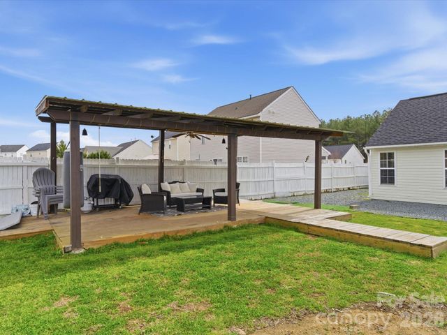 221 Glencroft Drive, Wingate, NC 28174