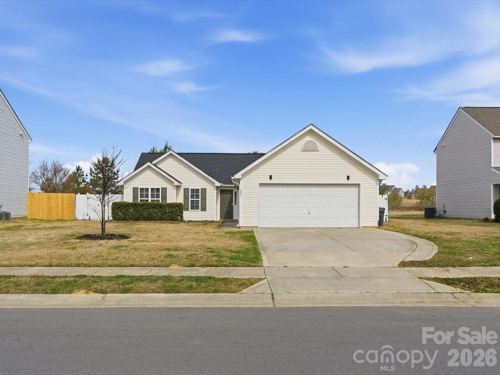 221 Glencroft Drive, Wingate, NC 28174