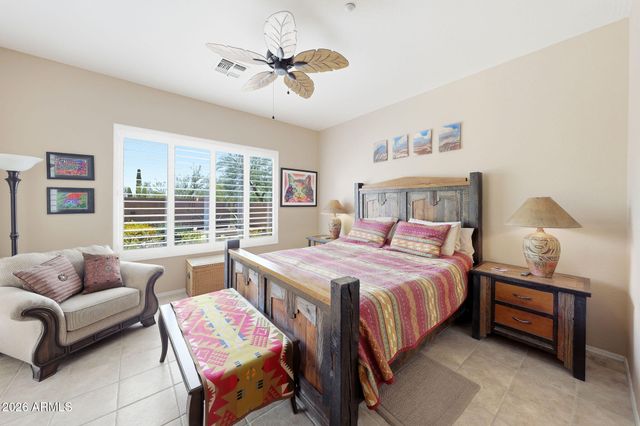 41630 N EMERALD LAKE Drive, Anthem, AZ 85086