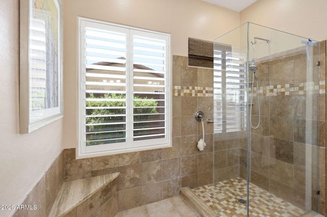 41630 N EMERALD LAKE Drive, Anthem, AZ 85086