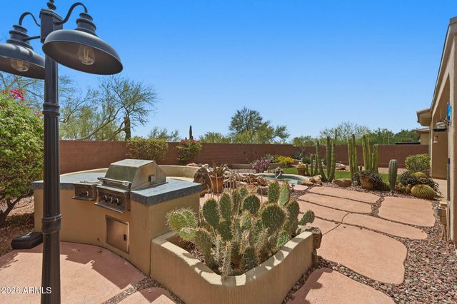 41630 N EMERALD LAKE Drive, Anthem, AZ 85086