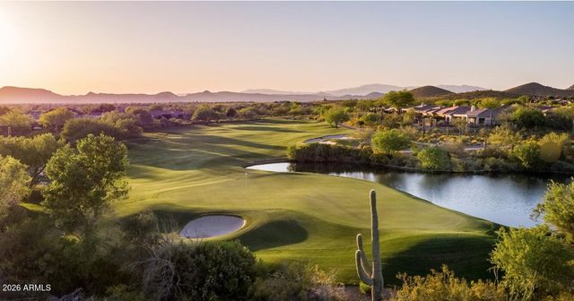 41630 N EMERALD LAKE Drive, Anthem, AZ 85086