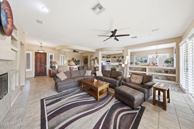 41630 N EMERALD LAKE Drive, Anthem, AZ 85086