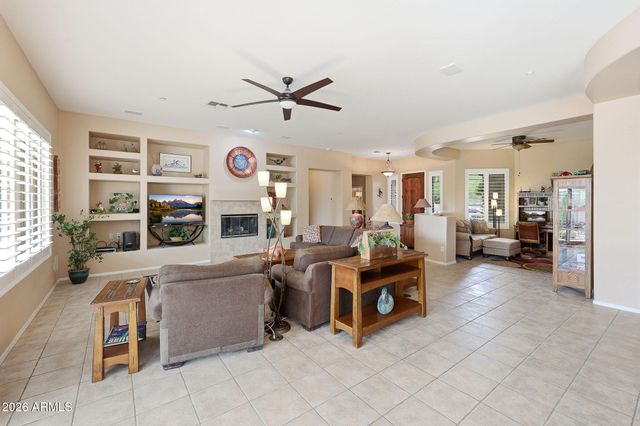 41630 N EMERALD LAKE Drive, Anthem, AZ 85086