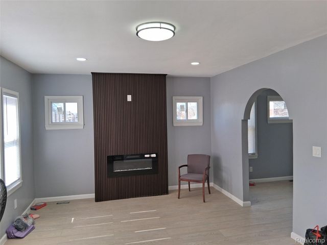 3808 Taylor Street, Detroit, MI 48206