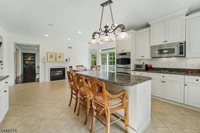 1 Roehm Ct, West Orange Twp., NJ 07052
