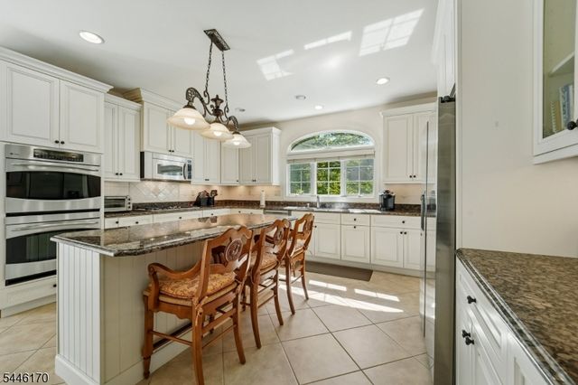 1 Roehm Ct, West Orange Twp., NJ 07052