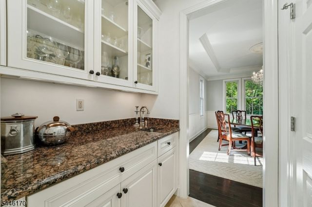 1 Roehm Ct, West Orange Twp., NJ 07052