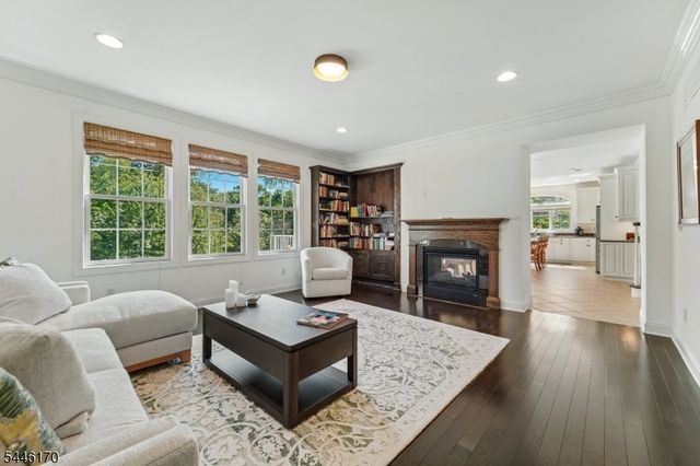 1 Roehm Ct, West Orange Twp., NJ 07052