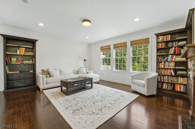 1 Roehm Ct, West Orange Twp., NJ 07052