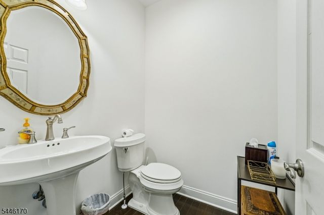 1 Roehm Ct, West Orange Twp., NJ 07052