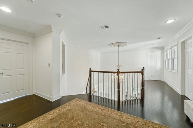 1 Roehm Ct, West Orange Twp., NJ 07052