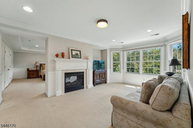 1 Roehm Ct, West Orange Twp., NJ 07052