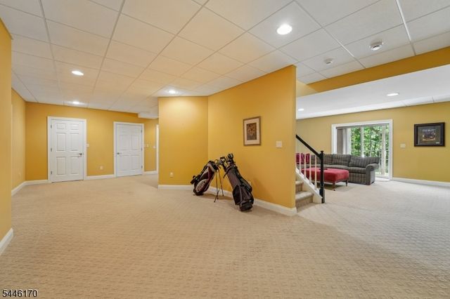1 Roehm Ct, West Orange Twp., NJ 07052