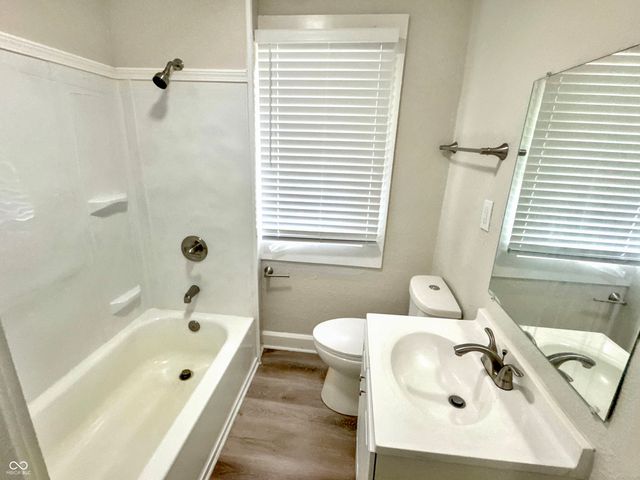 822 N Lasalle Street, Indianapolis, IN 46201