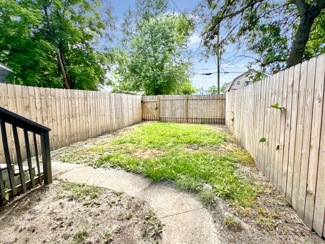 822 N Lasalle Street, Indianapolis, IN 46201