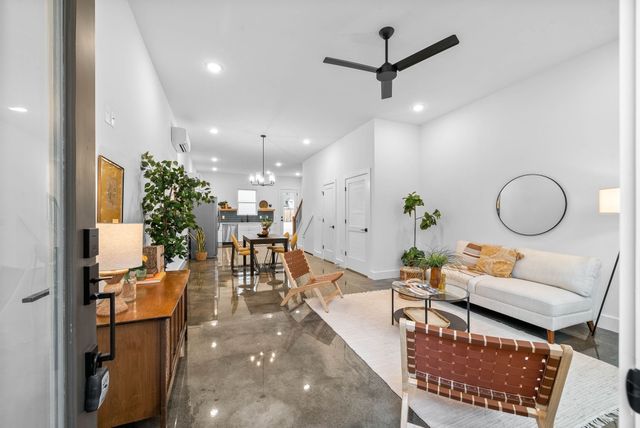 684 Anderson Ln, Madison, TN 37115