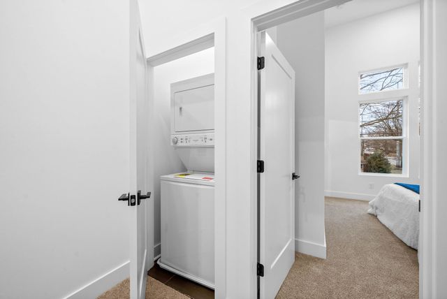 684 Anderson Ln, Madison, TN 37115