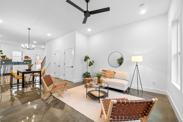 684 Anderson Ln, Madison, TN 37115