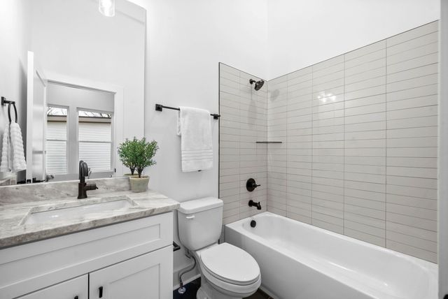 684 Anderson Ln, Madison, TN 37115