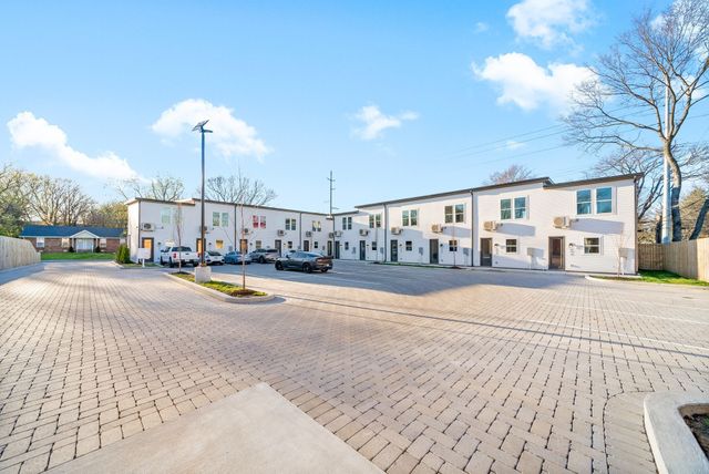 684 Anderson Ln, Madison, TN 37115