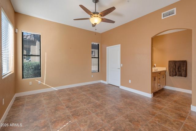 7027 N SCOTTSDALE Road 125, Paradise Valley, AZ 85253