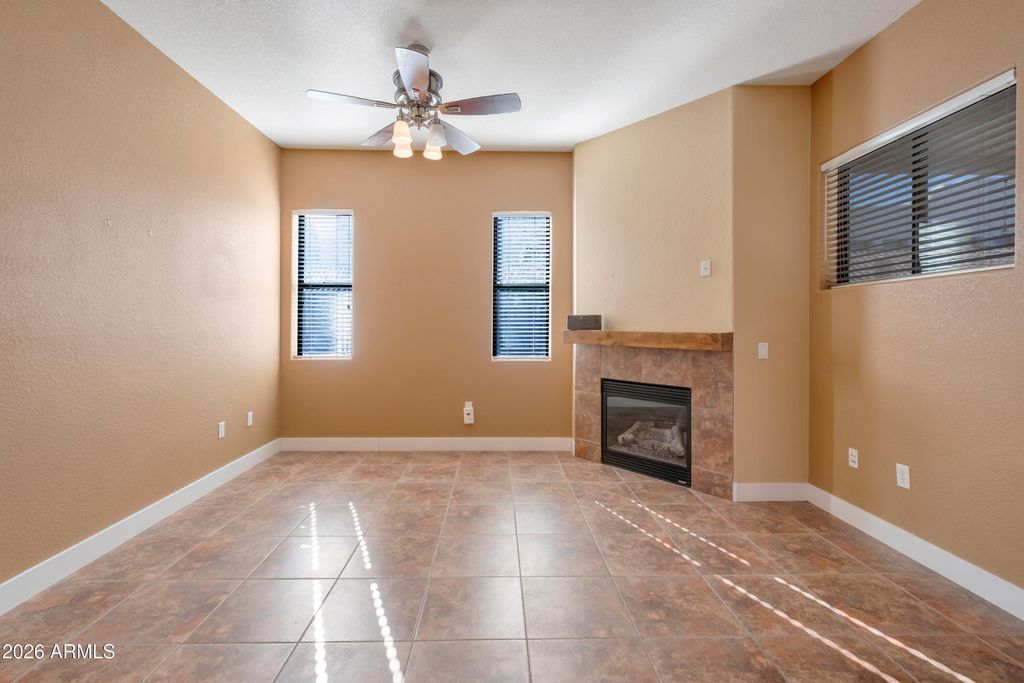 7027 N SCOTTSDALE Road 125, Paradise Valley, AZ 85253 — photo 2