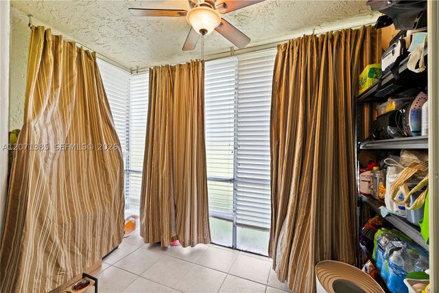 811 S Hollybrook Dr 105, Pembroke Pines, FL 33025
