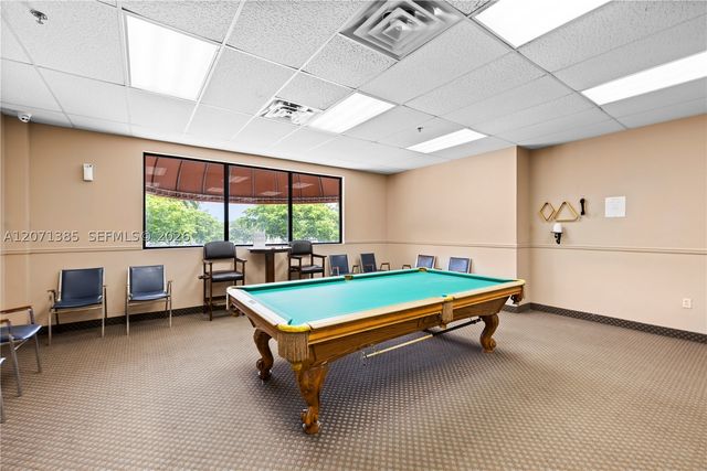 811 S Hollybrook Dr 105, Pembroke Pines, FL 33025