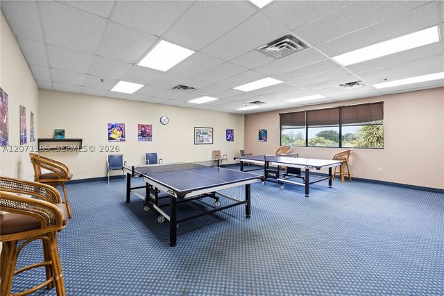 811 S Hollybrook Dr 105, Pembroke Pines, FL 33025
