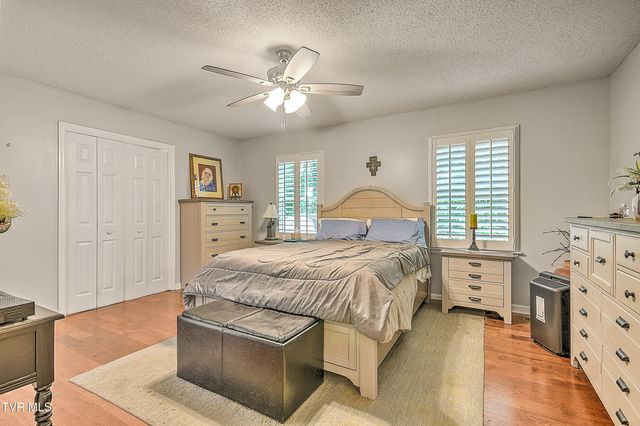 1020 Cox Trail Place, Kingsport, TN 37660