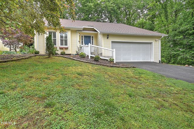 1020 Cox Trail Place, Kingsport, TN 37660