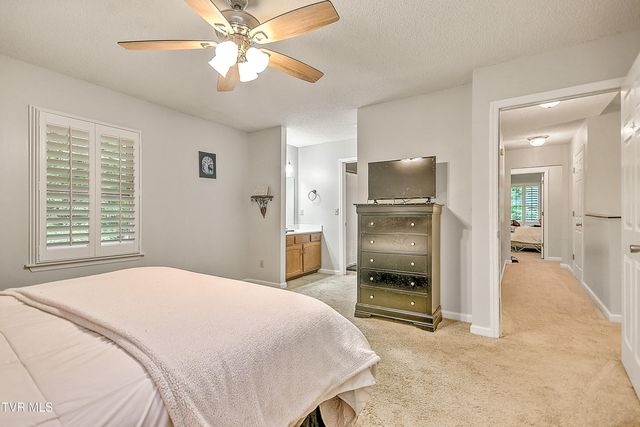 1020 Cox Trail Place, Kingsport, TN 37660