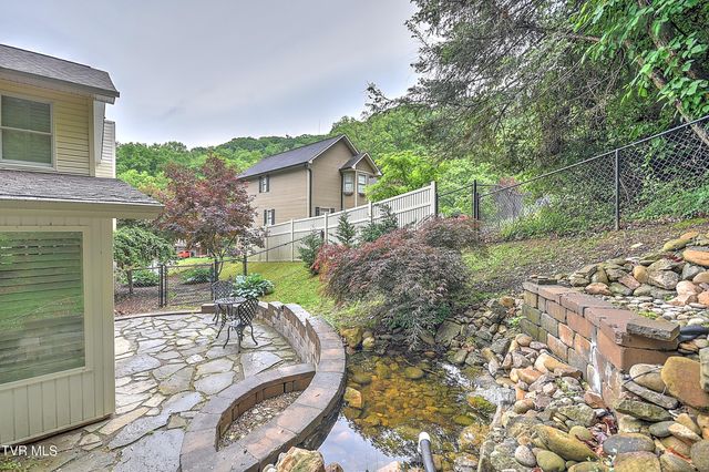1020 Cox Trail Place, Kingsport, TN 37660