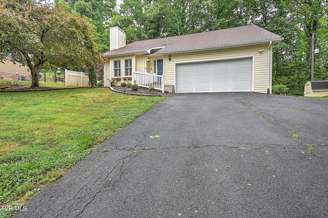 1020 Cox Trail Place, Kingsport, TN 37660