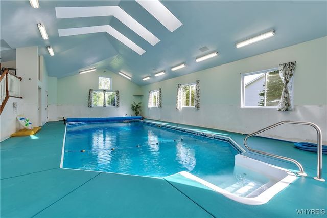 27 Edgewood Drive, Batavia, NY 14020